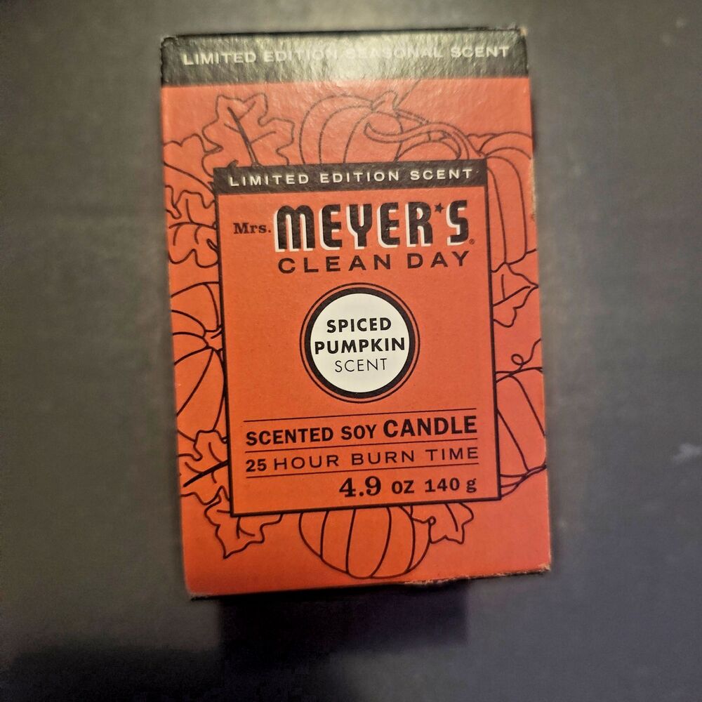 Mrs. Meyer's Clean Day Scented Soy Candle Pumpkin 24hr burn New limited edition